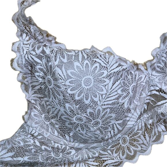 Victoria’s Secret PINK Beige Floral Lace Bralette 36B Push-Up Romantic Lingerie - Picture 2 of 14
